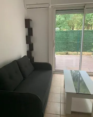 Grande chambre dans logement partagé Seilh