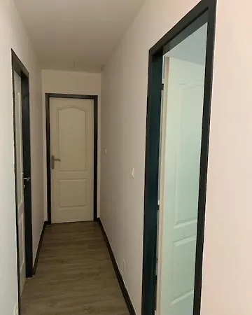 Pensión Grande chambre dans logement partagé