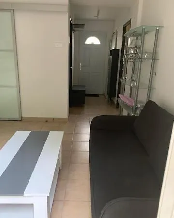 Grande chambre dans logement partagé Pensión *