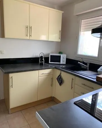 Grande chambre dans logement partagé *
